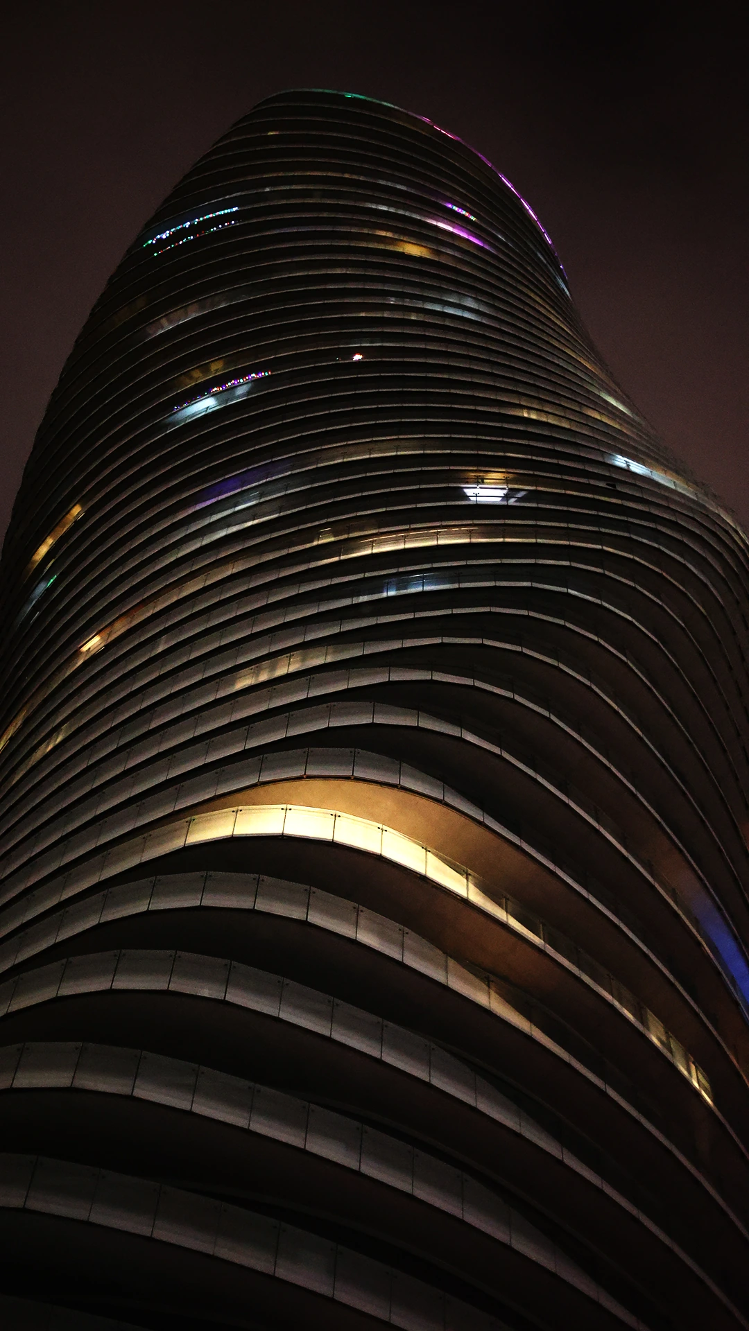 Architecture · illuminated curves