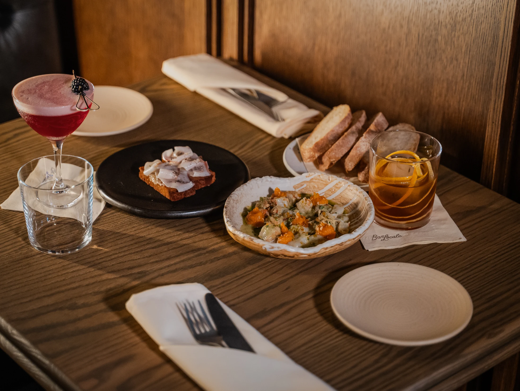 Bar Locale · Food, cocktails & atmosphere