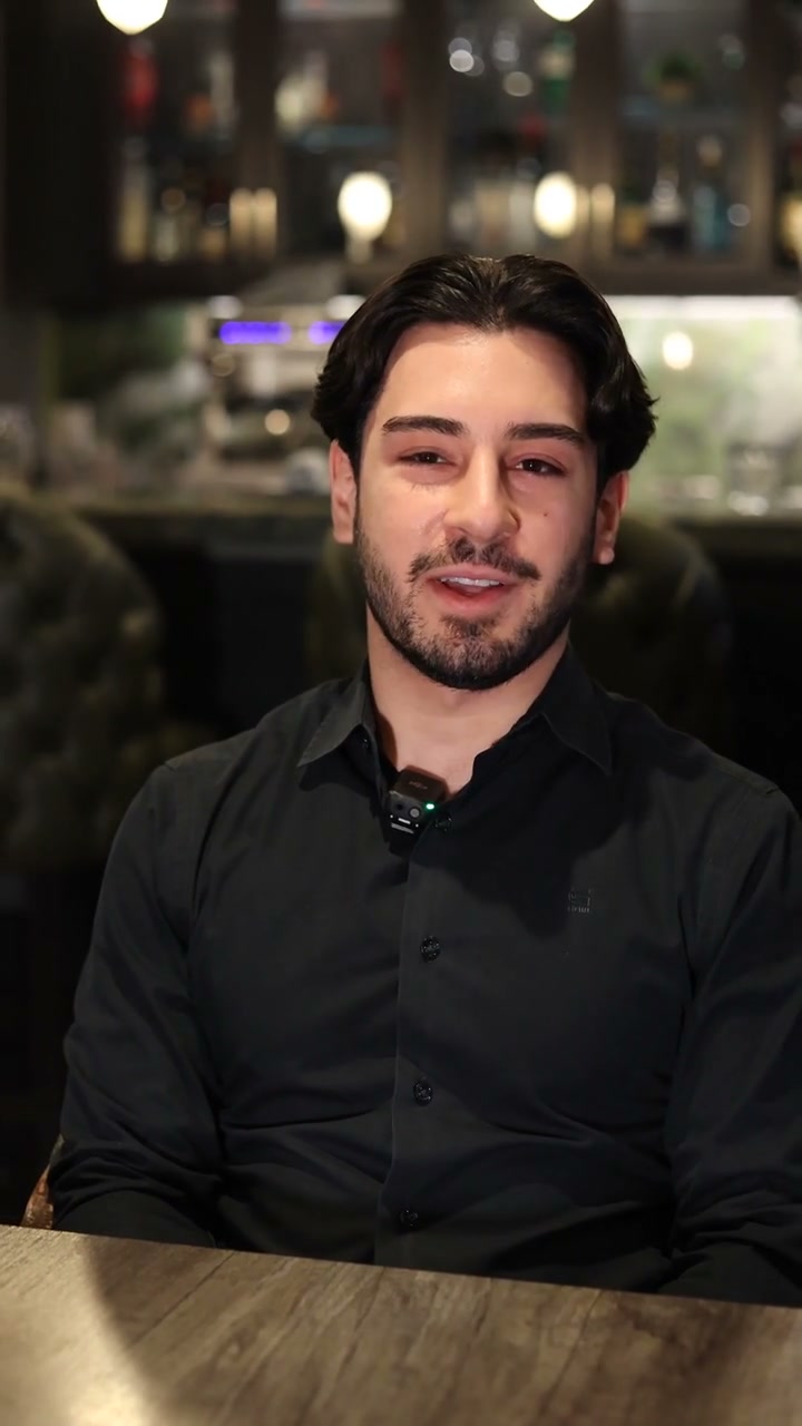 Locale · Roman · Interview