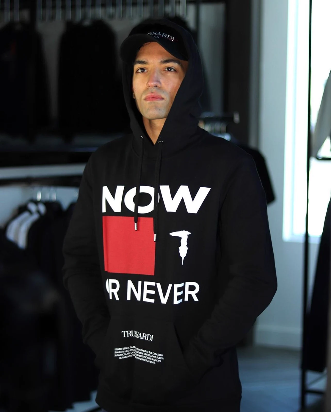 We choose now. 👊

#itrussardi #springfashion #springclothing #italianclothing #shopsmall #shopsmallbusiness #shoplocal #kingcity #29