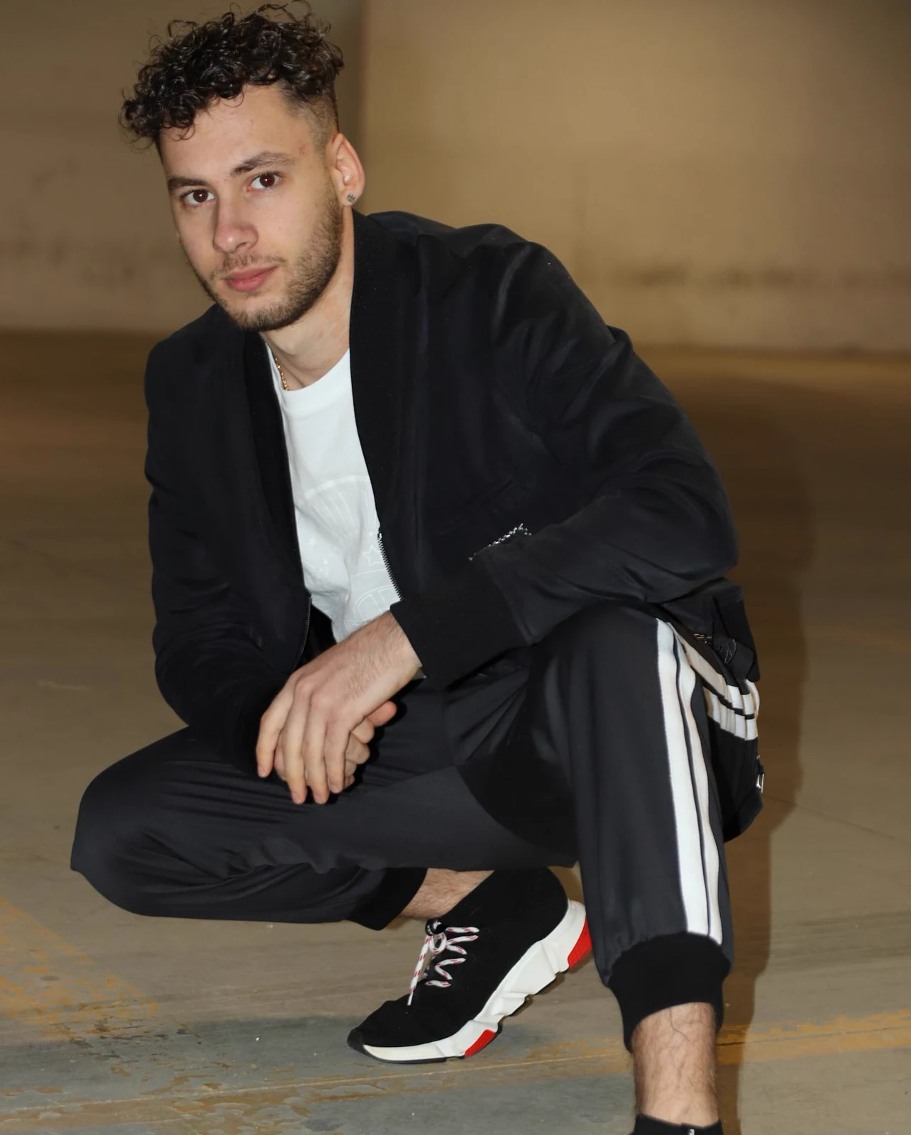 29:Eleven · Tailored in tan