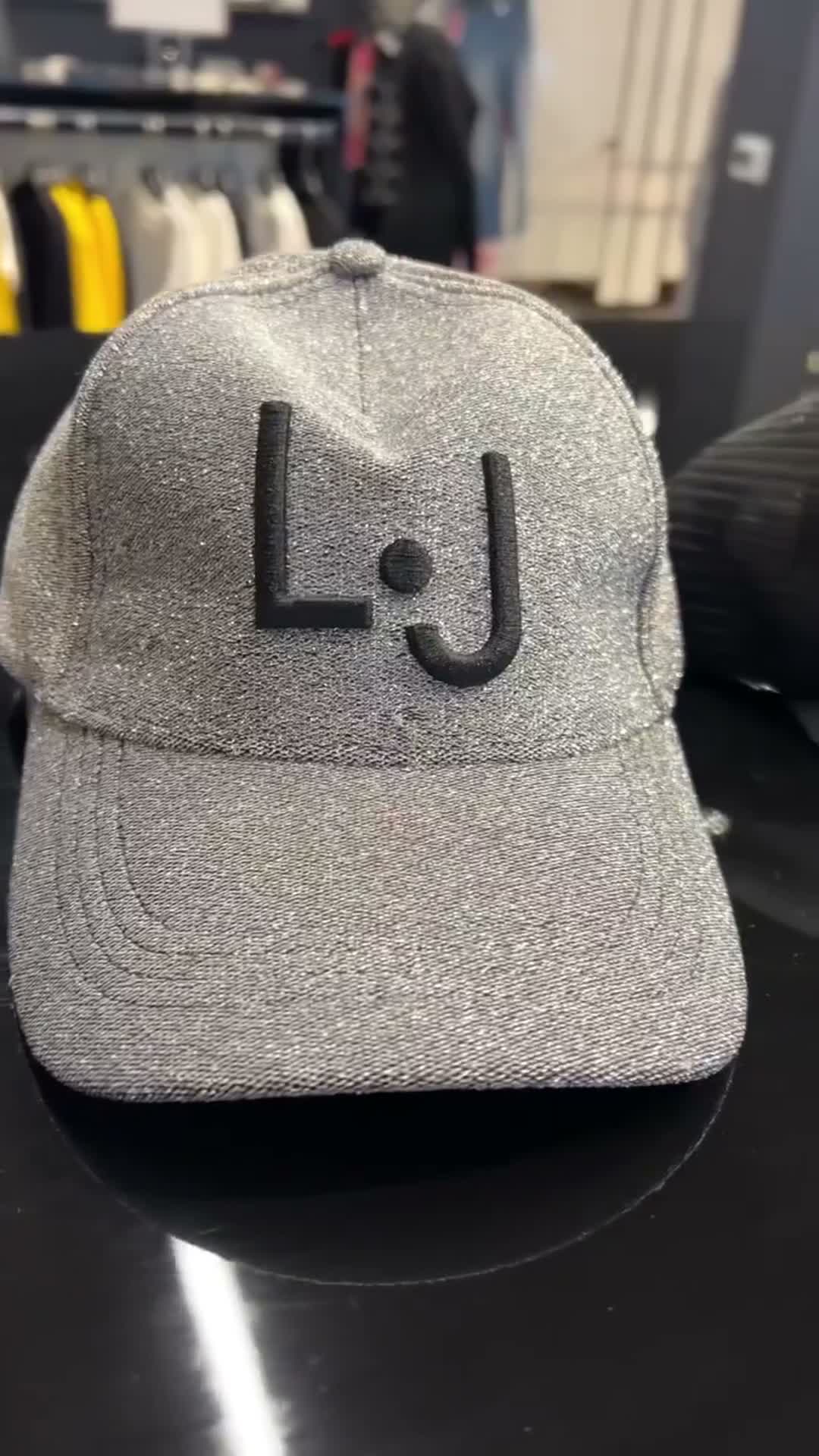 Ready for sunny season 🙌 ☀️

#summer #hats #liujo #europeanfashion #europeanstyle #shopsmallbusiness #kingcity #29eleve