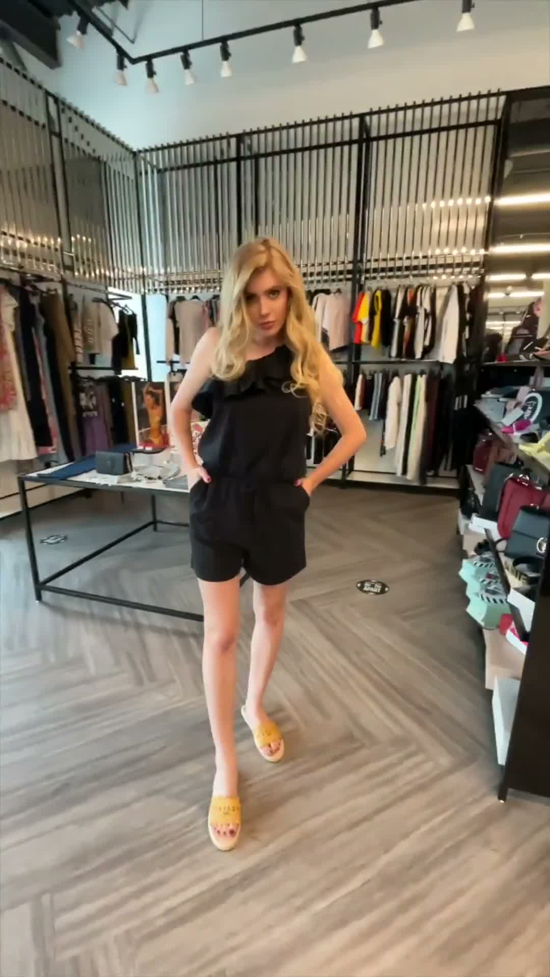 Check out our cute & comfy romper selection in store today!

#29eleven #europeanfashion #romper #summerclothing