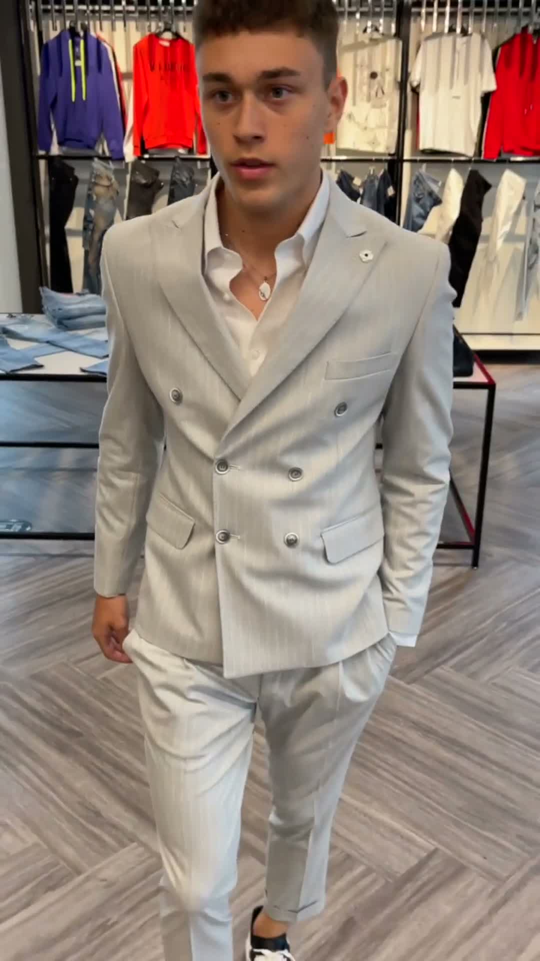 Come visit us today to find the most unique and exclusive suit styles.

#29eleven #summersuit #europeansuit #europeanfashion #kingcityontari