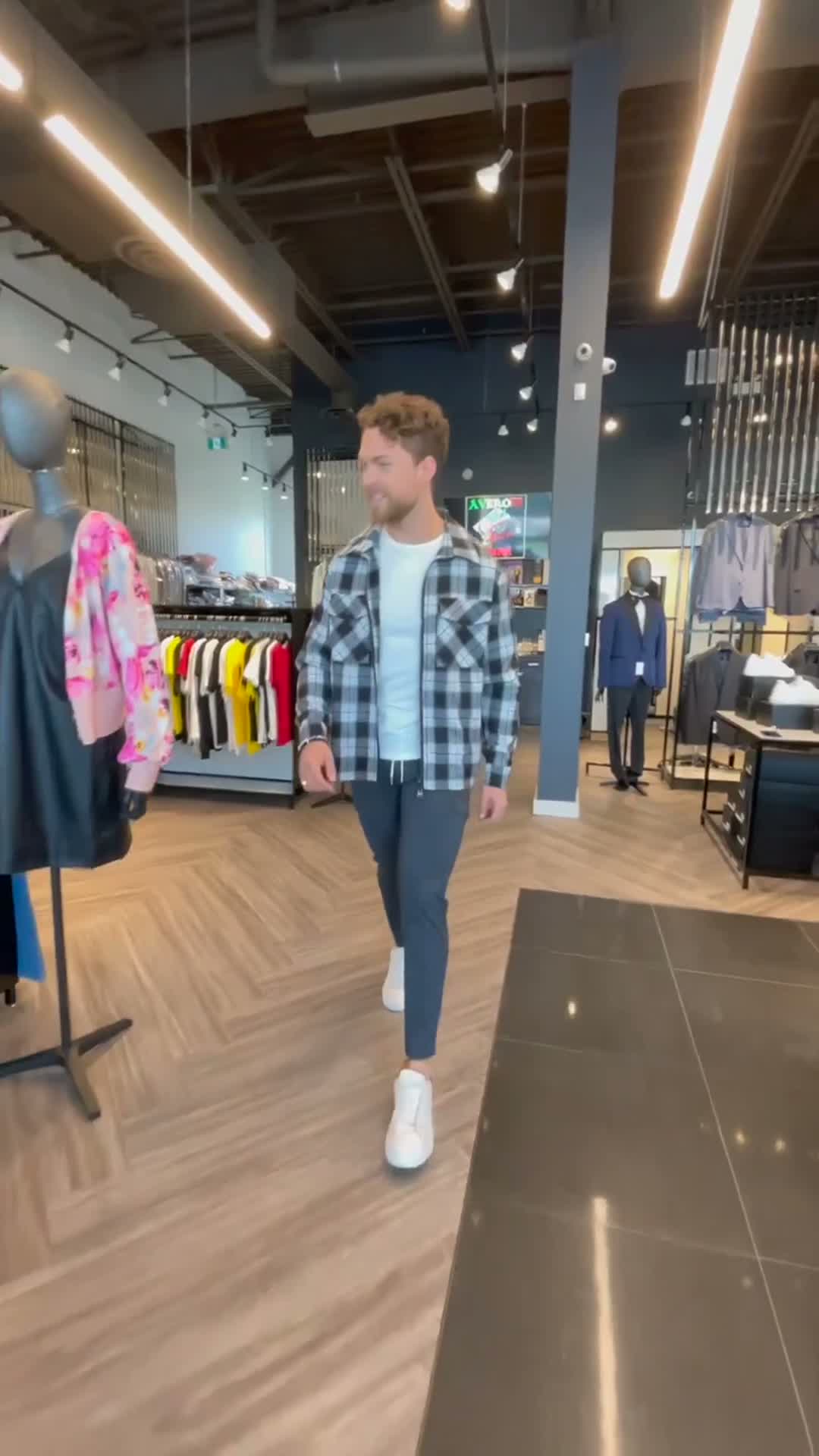 What do we think of this new checkered jacket for @jakeondrus?

#29eleven #europeanfashion #mensfashion #fallfashion #kingcityontario #suppo