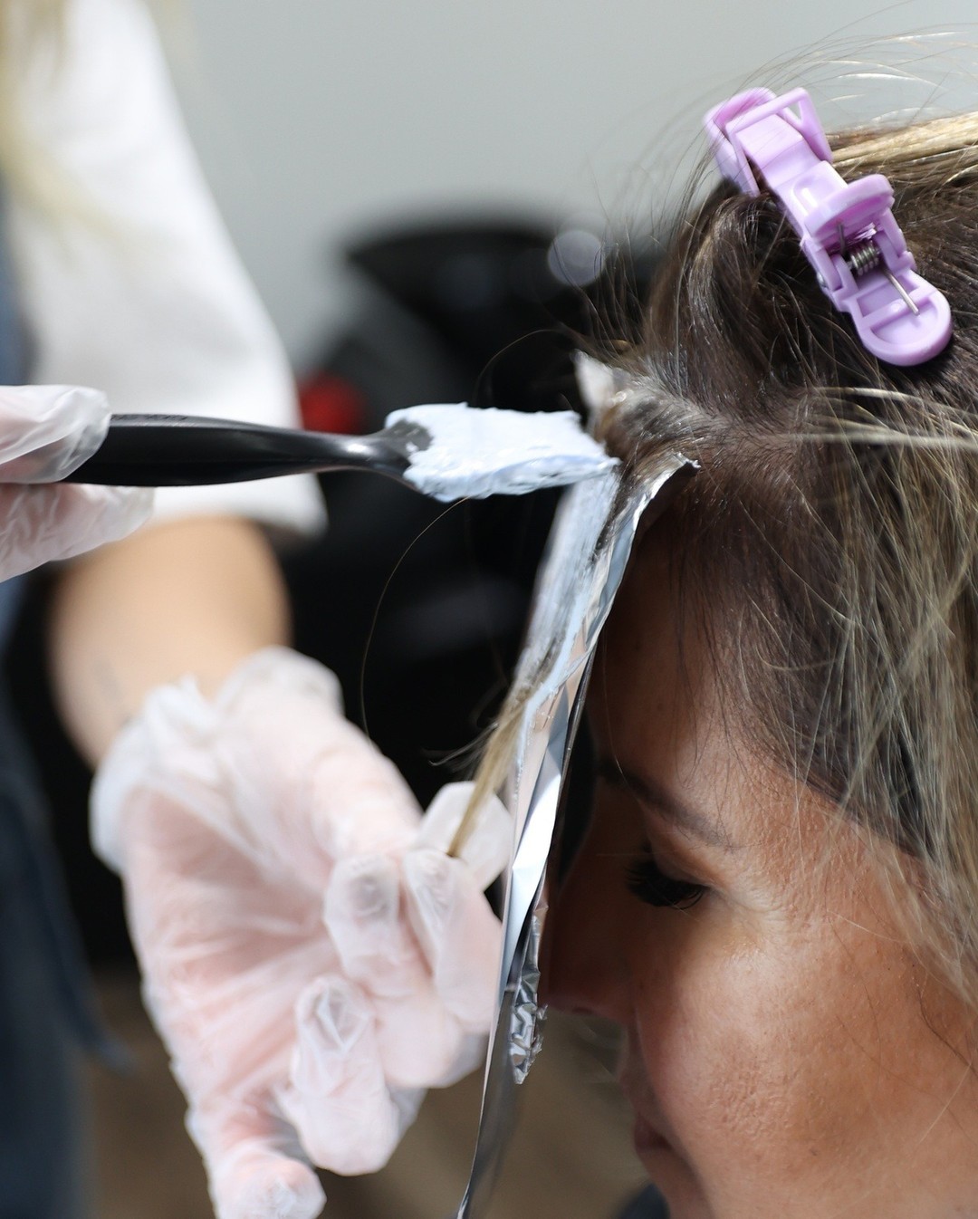 Hair refresh
-
-
-
#freshhair #refresh #haidresser #allthingshair #hairgoals