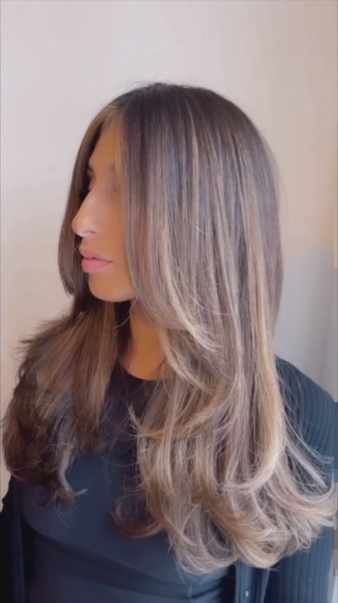 Anybody else obsessed with this hair?
-
-
-
#hairtransformation #hairgoals #hairbyme #hairdresser #hairlove