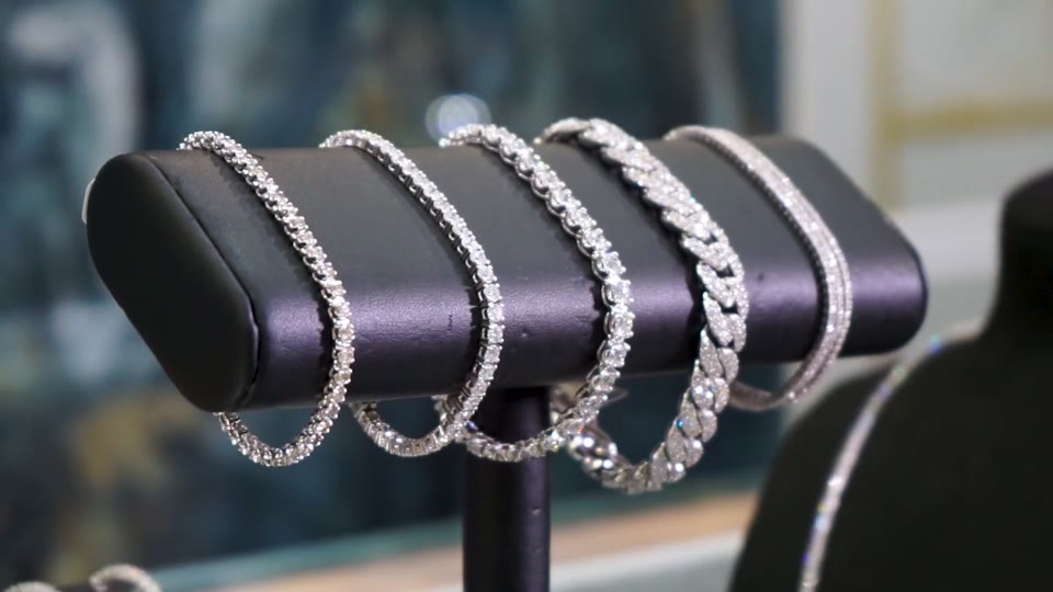 Watchfinder — luxury accessories gift guide